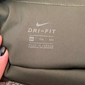 Nike drifit leggings